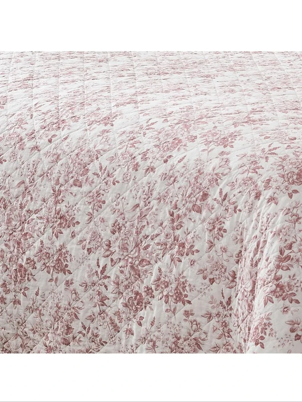 Lush Decor Peony Toile Reversible Cotton Quilt 3 Piece Set F/Q Rosewood Scallope